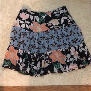 Floral Loft Skirt with Zipper on Side